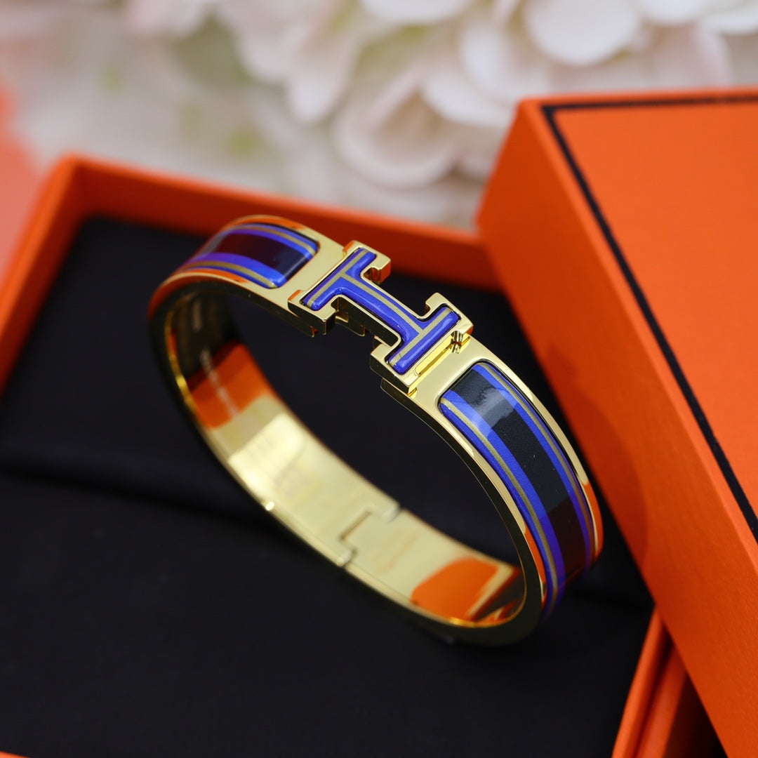 18K Clic Hermes Purple Bracelet