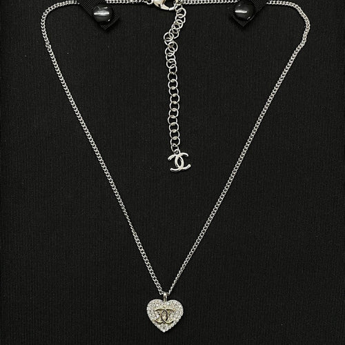 18K  Chanel Diamond Heart Necklace