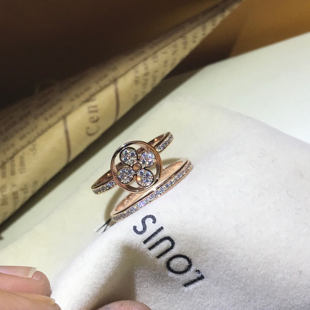18K Louis Vuitton Idylle Blossom Two-Row Ring