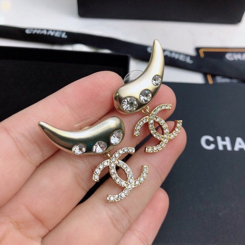 18K  Chanel Feather Diamond Gold Earrings