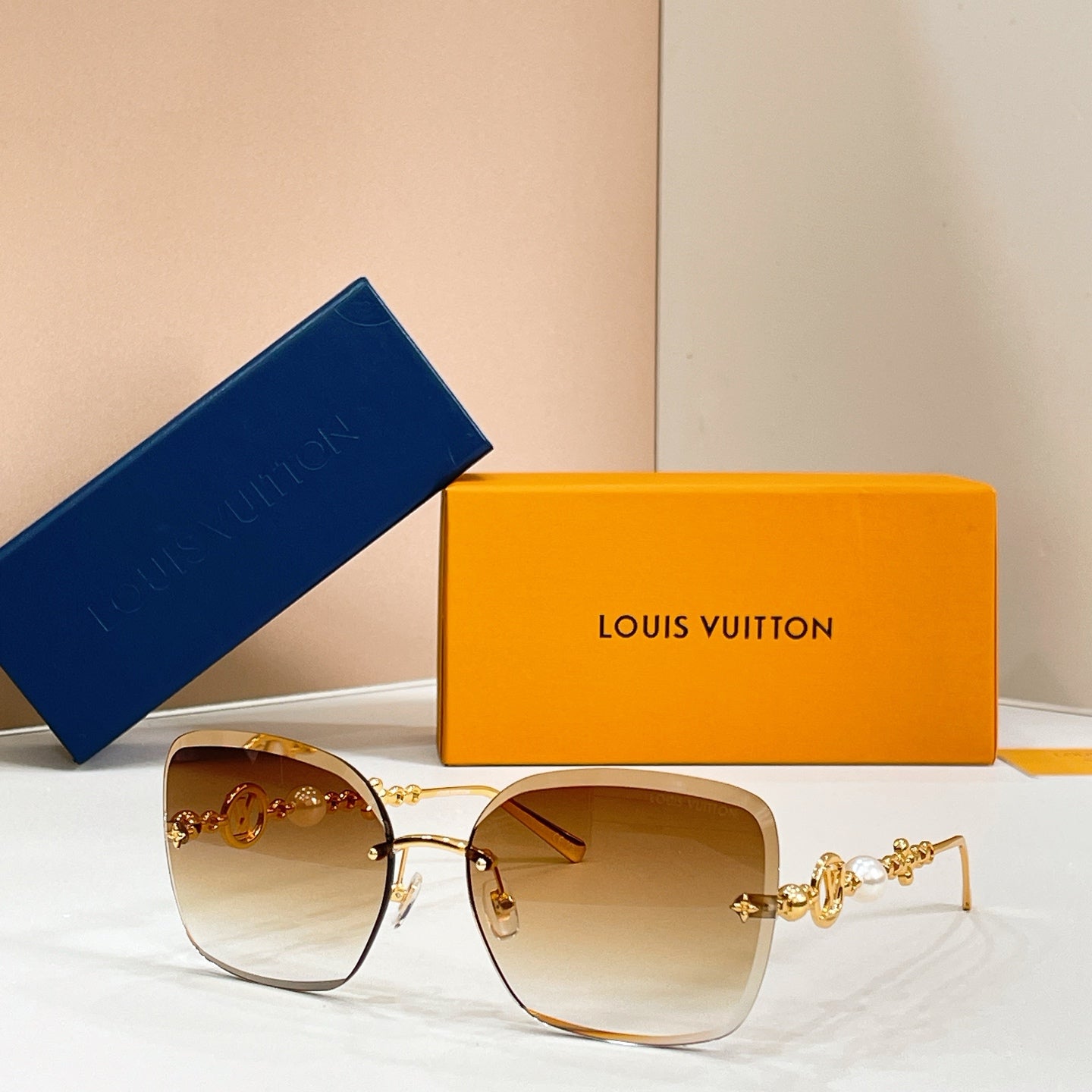 Louis Vuitton Sunglasses-Z3167U