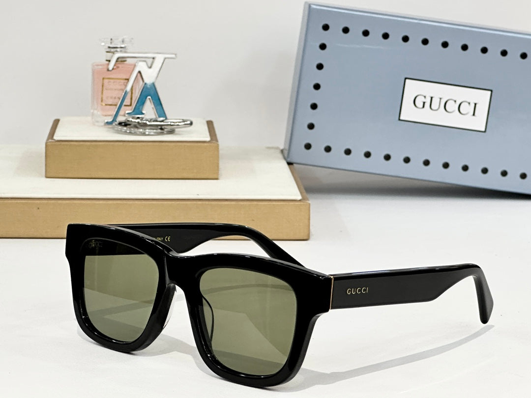 GUCCI Sunglasses-GG1135S