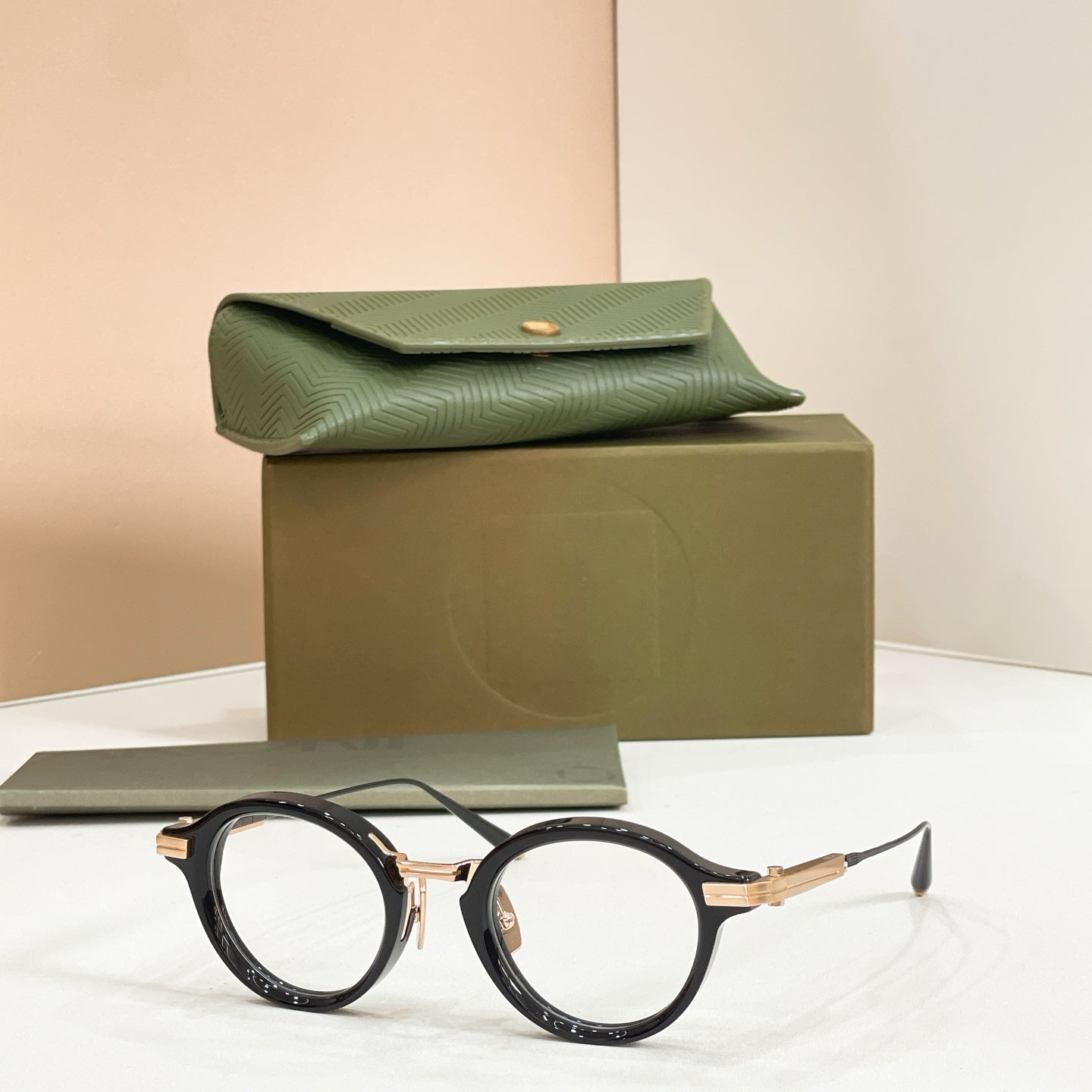 AKONI Sunglasses-AKX-415Ｃ