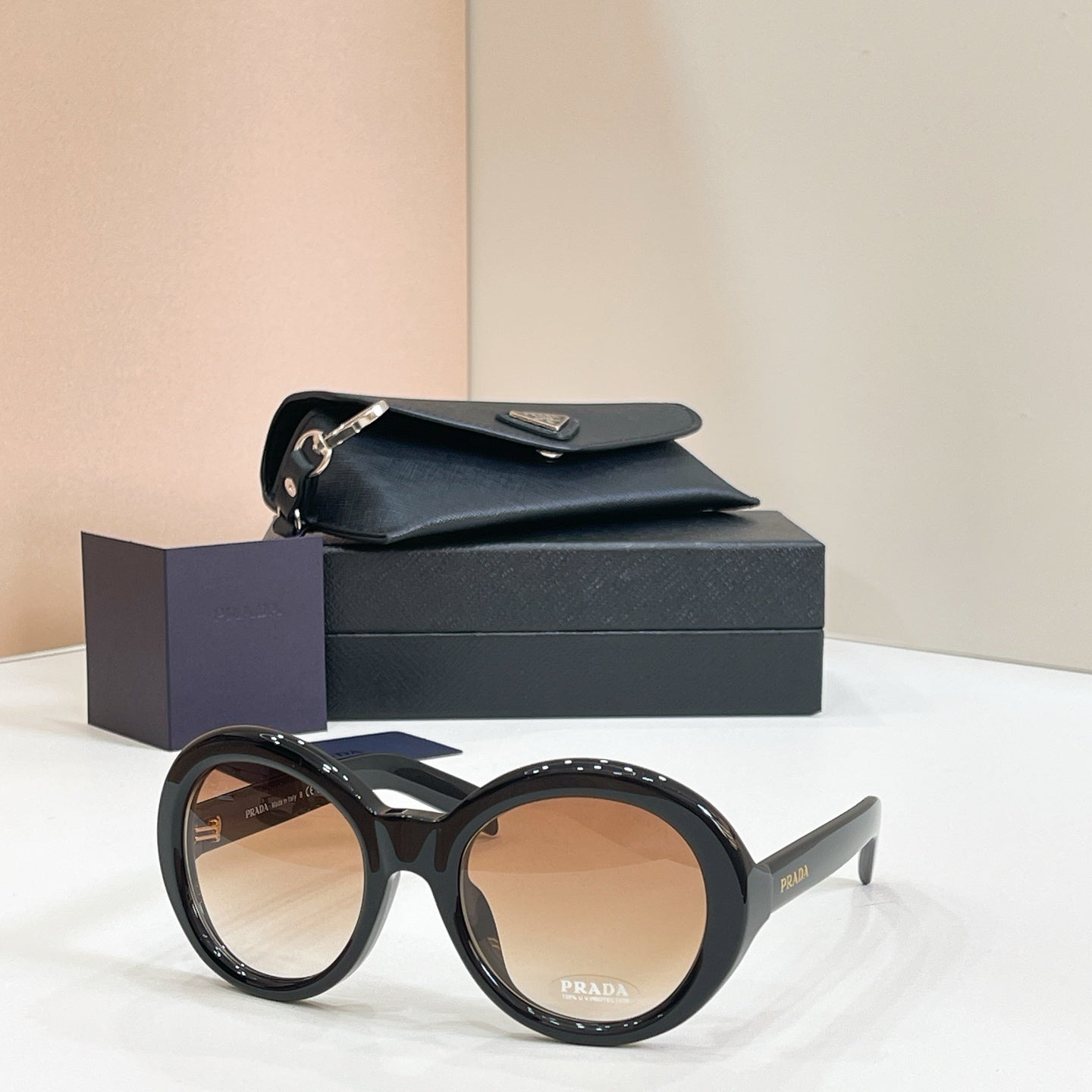 PRADA Sunglasses-SPR D08