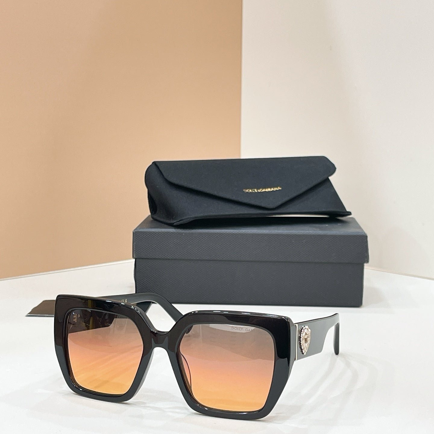 DOLCE & GABBANA  Sunglasses-DG4538