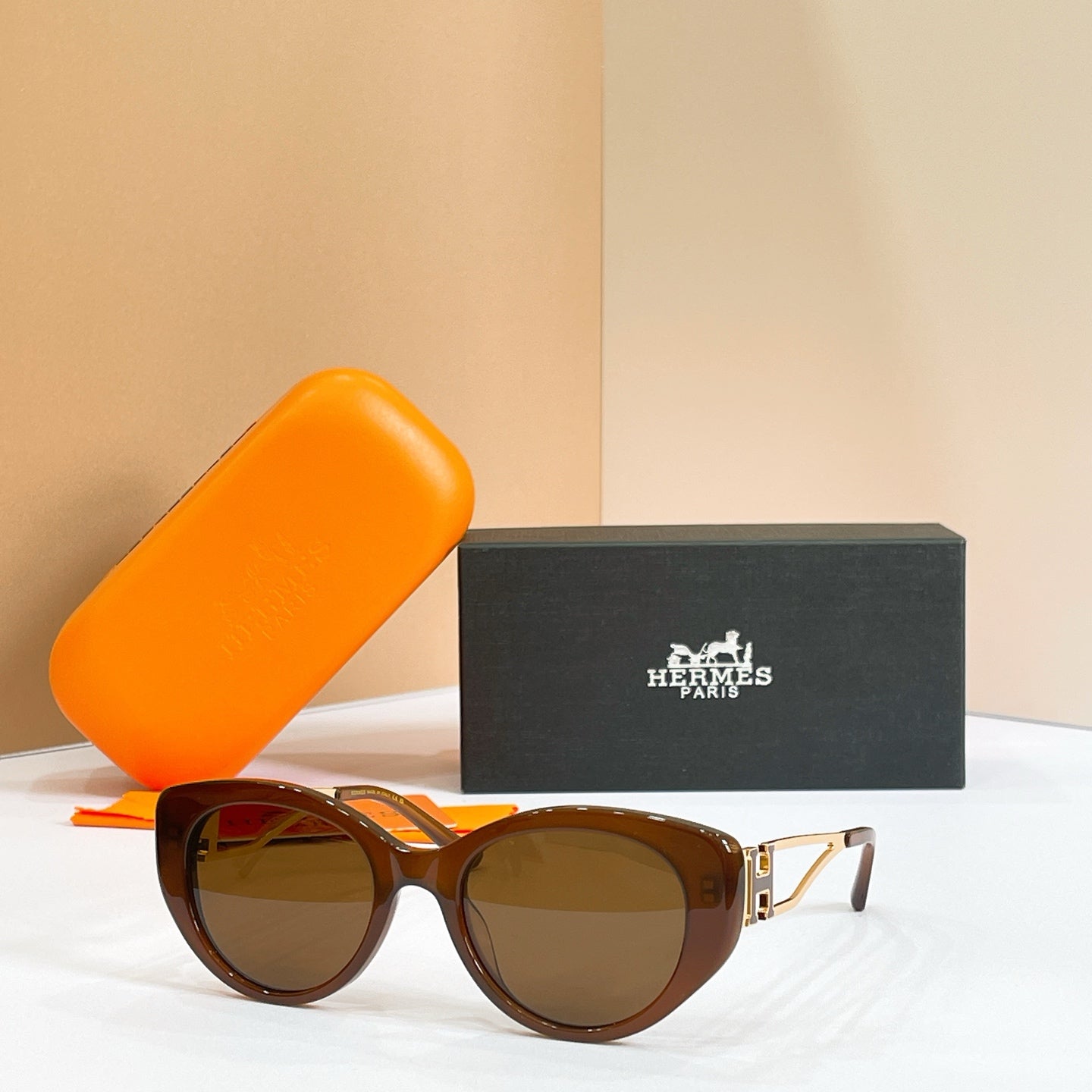 HERMÈS Sunglasses H8125S